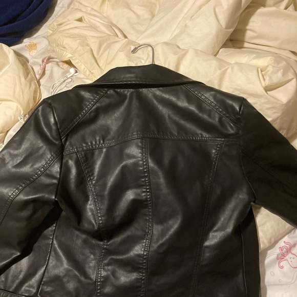 Pleather Jacket Short - Picture 3 of 3